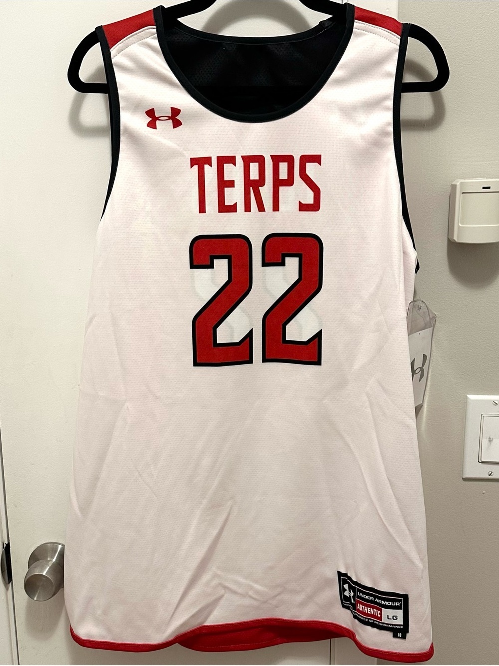 Under Armour Reversible MARYLAND TERPS Mens L Basketball Jersey NWT Armourfuse